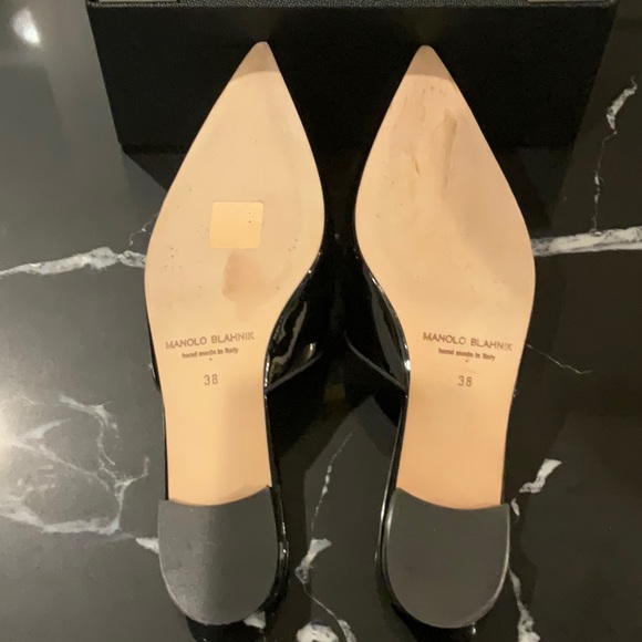 Manolo Blahnik black patent leather Mary Jane EXCELLENT CONDITION Runs Small - Picture 5 of 5